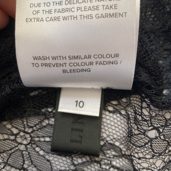 Leo Lin Lace Top *NEW* - Picture 12 of 12